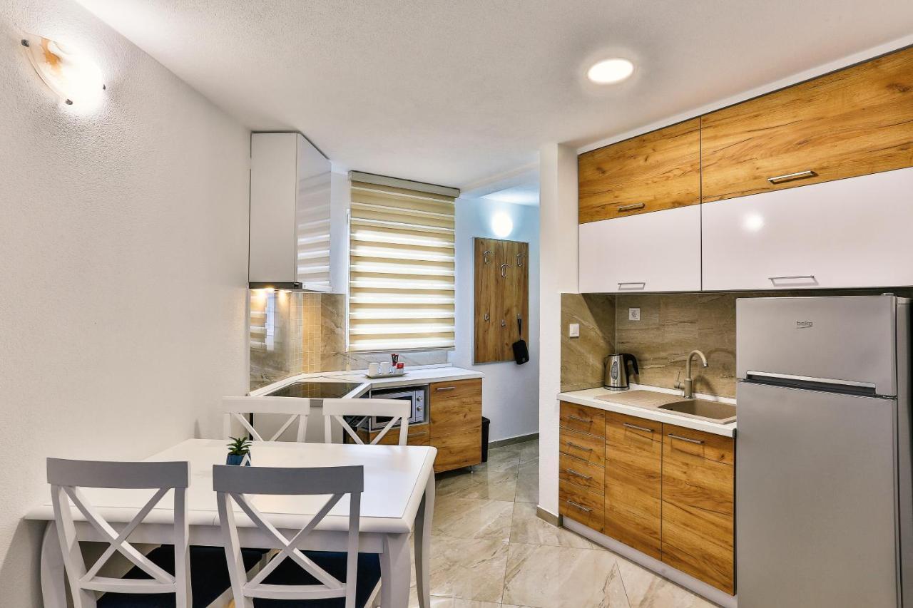 Zara Apartment Budva Exterior foto