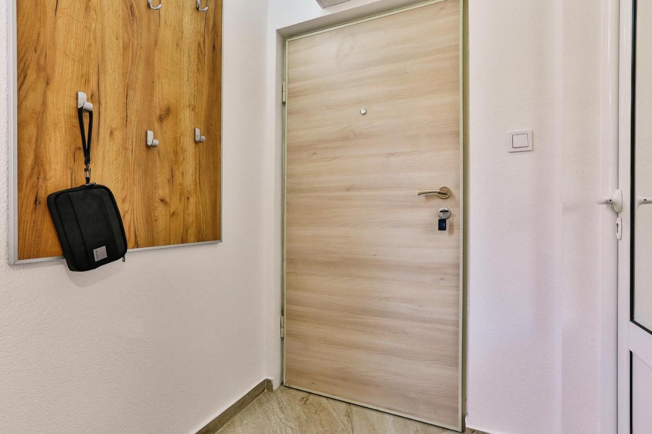 Zara Apartment Budva Exterior foto